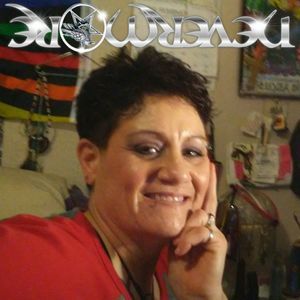 Meet your Posher, Emilee